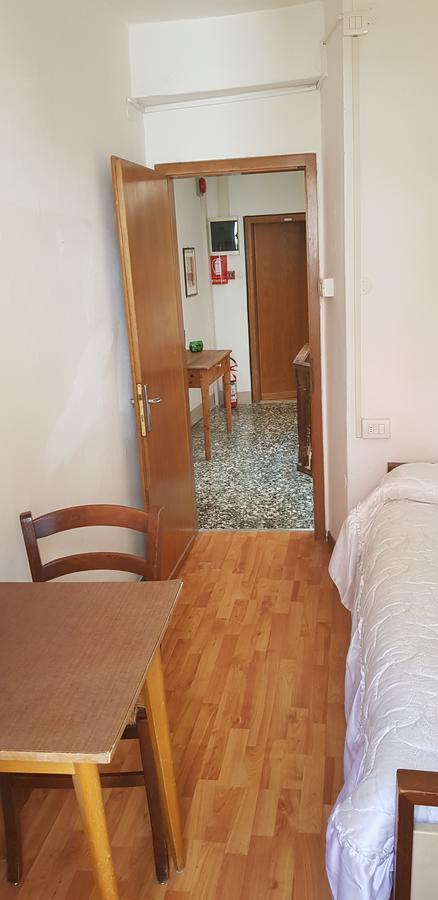 Albergo La Montanara Riva del Garda Exteriör bild